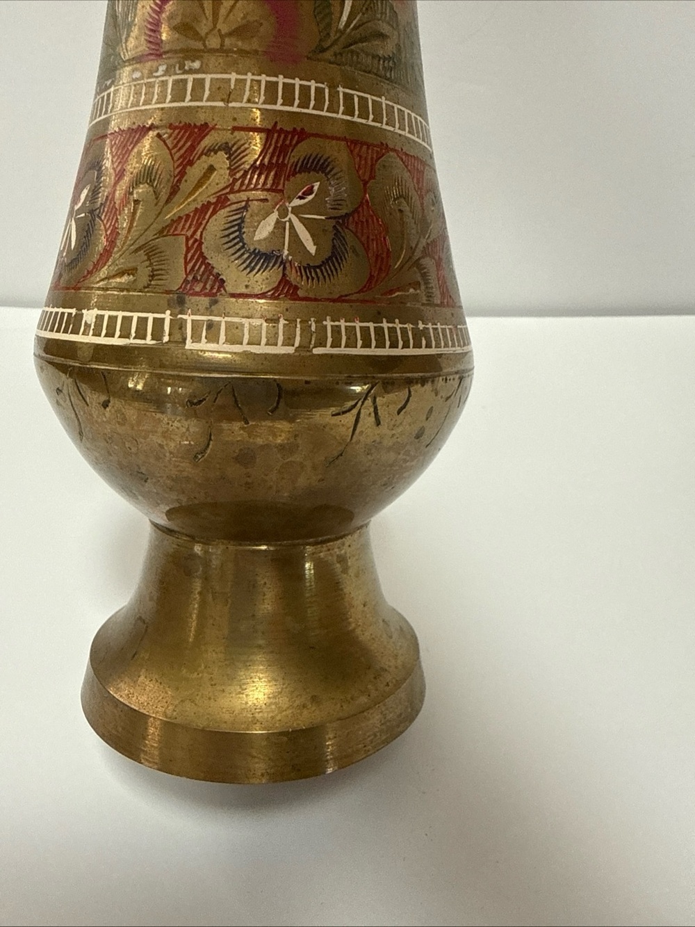 Solid Brass Decorative Vase with Red Accents hand etched from Saudi Arabia - Picture 5 of 11